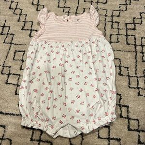 Baby GAP 6-12 M Romper